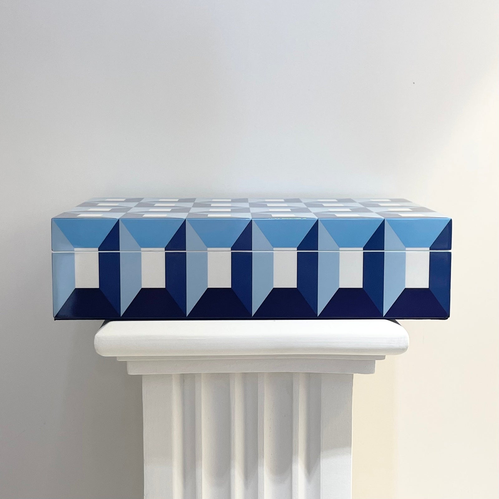 Large Sorrento Lacquer Box. Jonathan Adler 